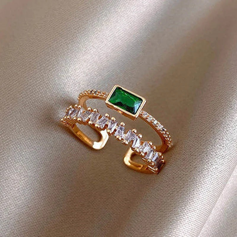 Carmiora - Opulenter Zirkonia-Ring