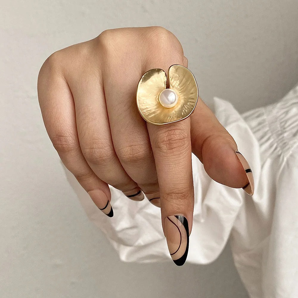 Carmiora - Moderner künstlerischer Ring