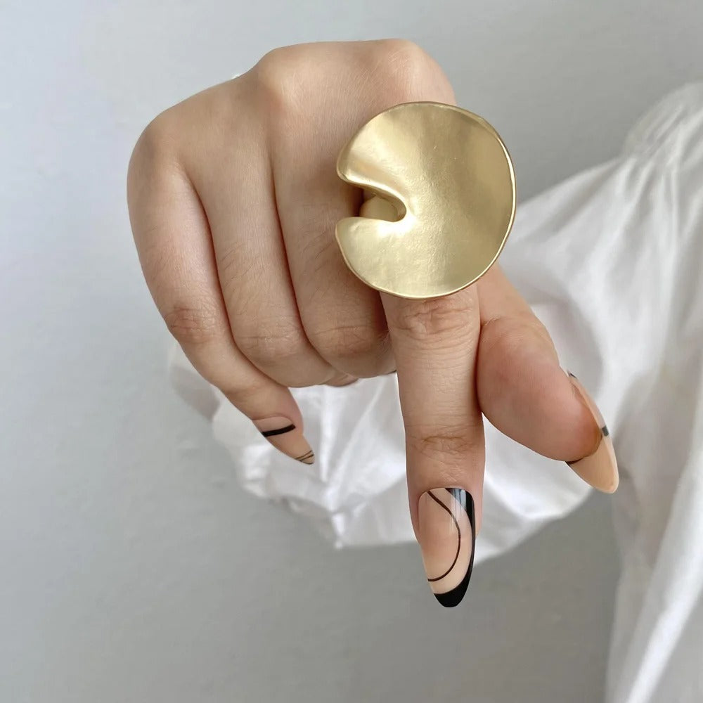 Carmiora - Moderner künstlerischer Ring