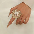 Carmiora - Eleganter Perlenblüten Ring