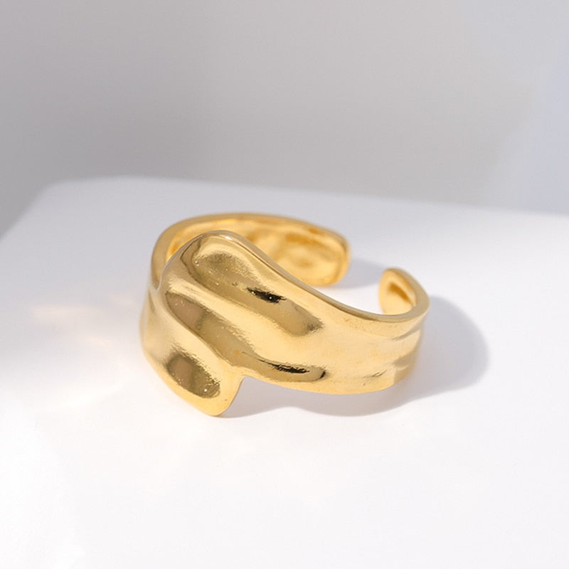 Verstellbare und stapelbare Ringkollektion aus Edelstahl