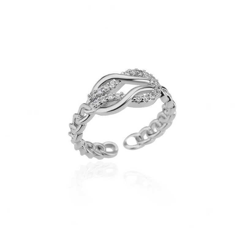 Stapelbare und verstellbare minimalistische Ringkollektion aus Gold und Silber