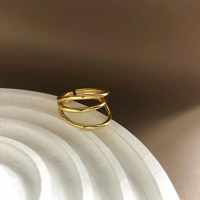 Carmiora - Eleganter goldener Ring