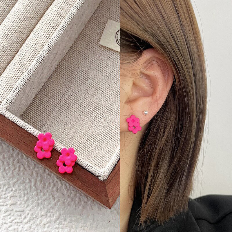 „Everything is Pink“-Kollektion geometrischer Statement-Ohrringe