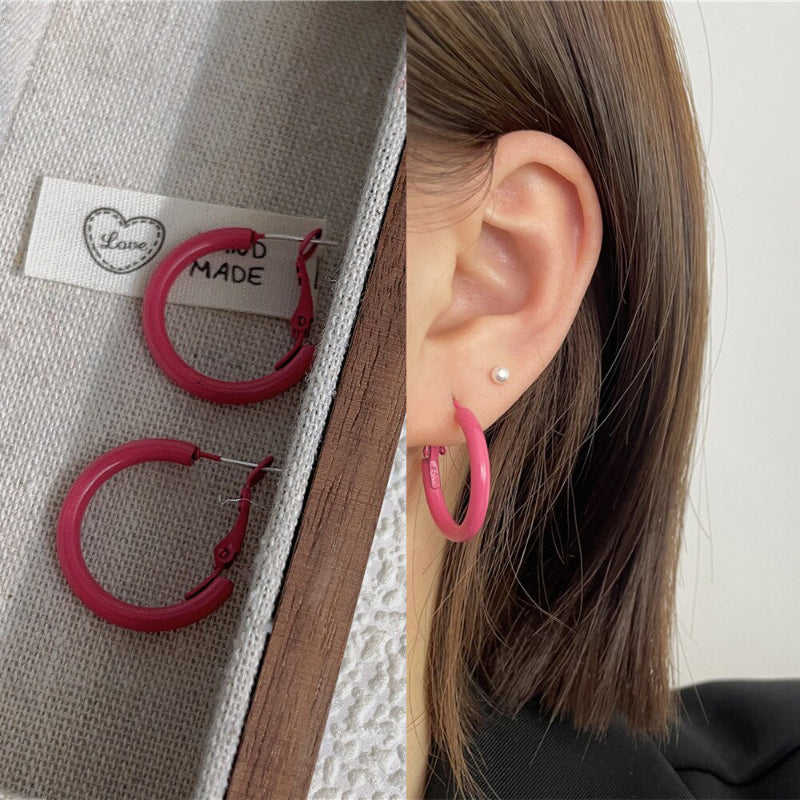 „Everything is Pink“-Kollektion geometrischer Statement-Ohrringe