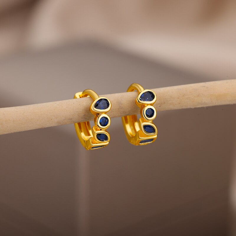 Mini-Creolen aus Edelstahl mit geometrischem Strass