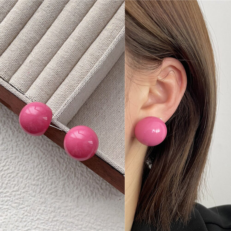 „Everything is Pink“-Kollektion geometrischer Statement-Ohrringe