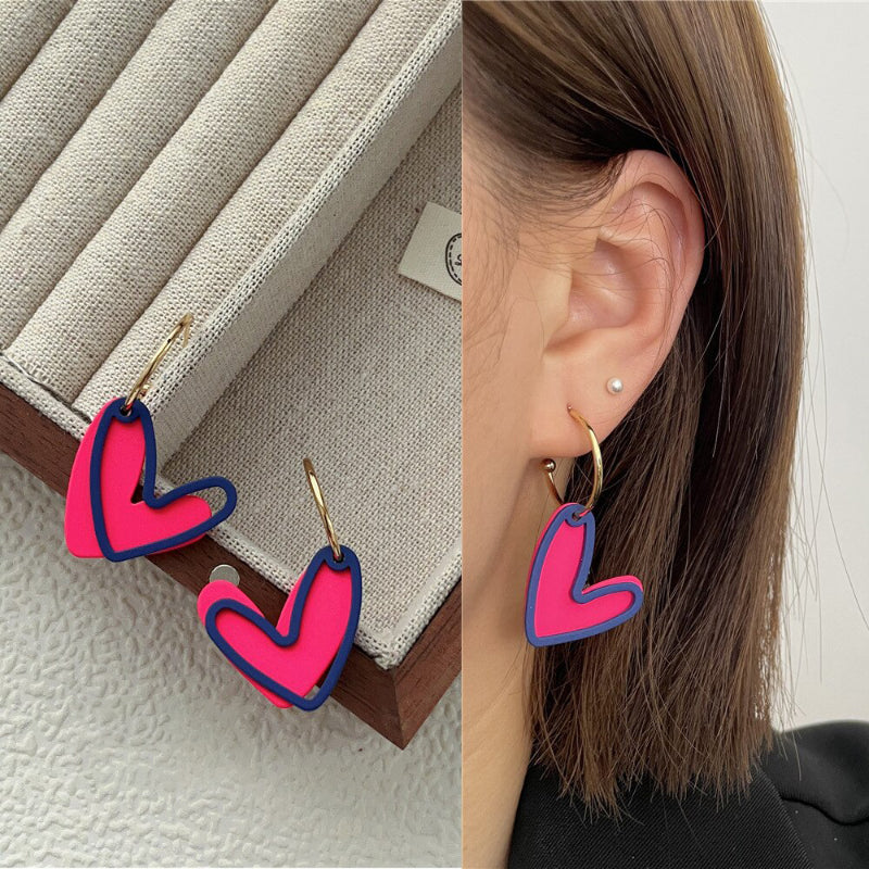 „Everything is Pink“-Kollektion geometrischer Statement-Ohrringe
