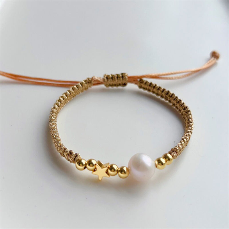 Handgemachte geflochtene Armbänder im Bohemian-Stil mit Ozean-Flair