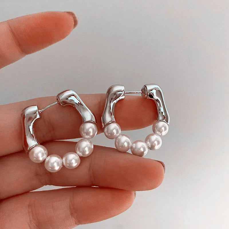 Creolen im Vintage-Stil mit grünen Perlen für Damen