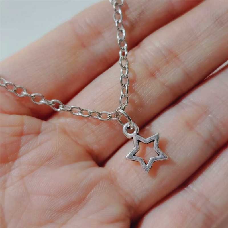 Halskettenkollektion „Sterne und Sternbilder“