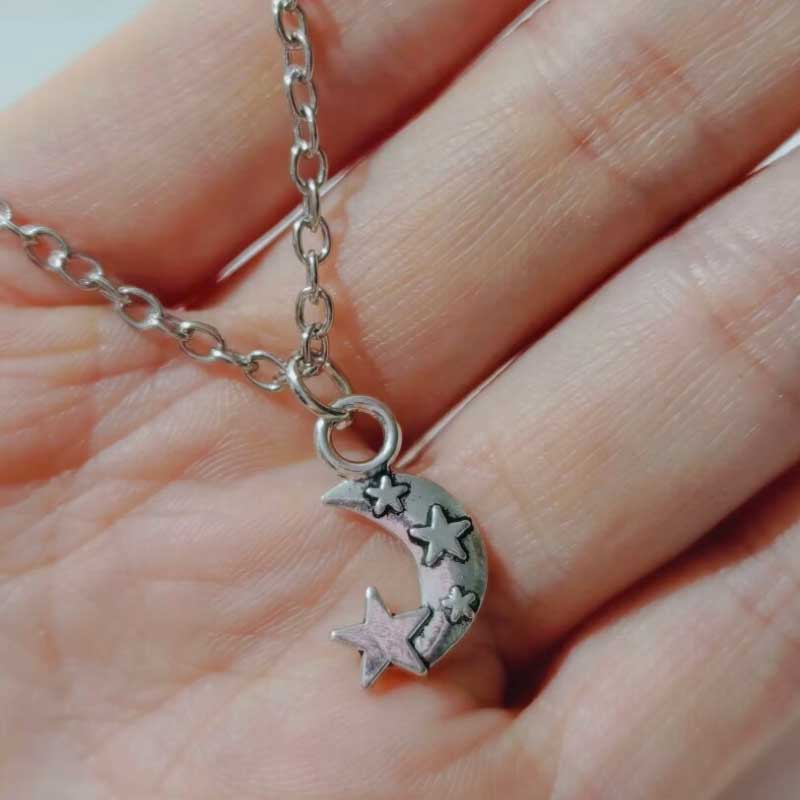 Halskettenkollektion „Sterne und Sternbilder“