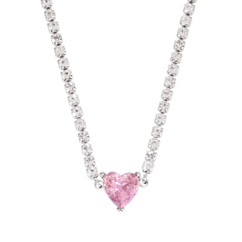 Chavri - Glitzernde Herz-Zirkon-Halskette