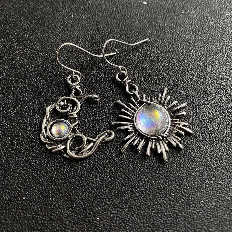 Vintage-Ohrhänger im böhmischen Stil mit Sonne und Mond