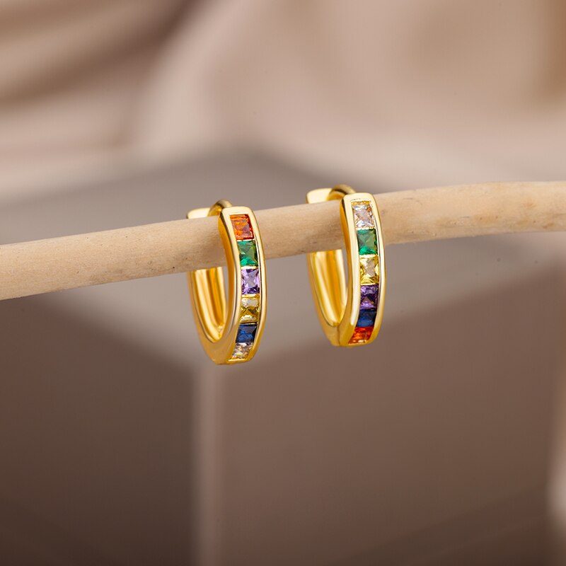 Mini-Creolen aus Edelstahl mit geometrischem Strass