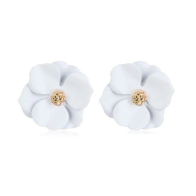 Carmiora - Floral Elegant Weiße Ohrringe