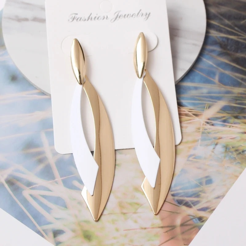 Statement-Ohrringe mit geometrischen Blattmotiven für Damen