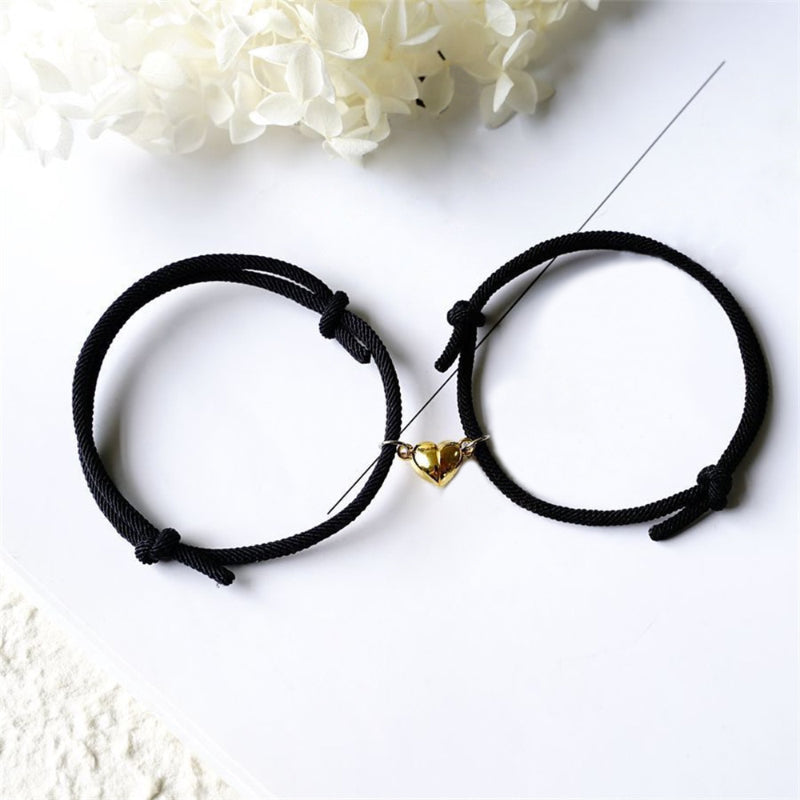 2 Stück magnetische Anziehungskraft herzförmige Paar passende Armbänder