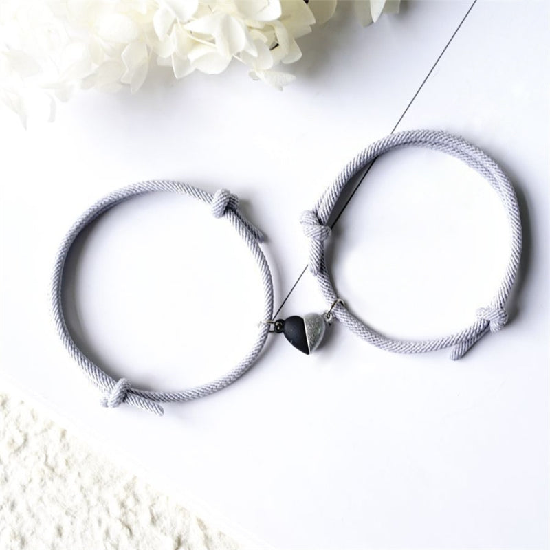 2 Stück magnetische Anziehungskraft herzförmige Paar passende Armbänder