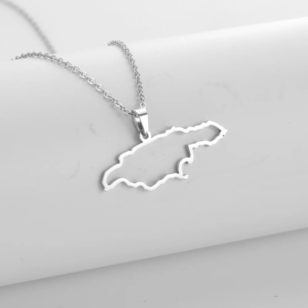 Carmiora - Wanderlust-Anhänger-Halskette