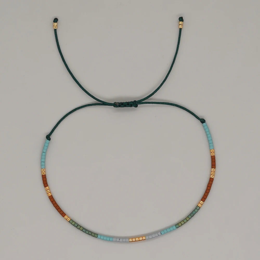 Carmiora - Vielseitiges Perlenschmuck-Armband
