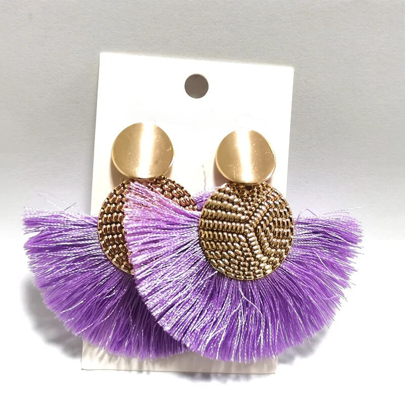 Fächerförmige böhmische Ohrringe mit Fransen und Quaste