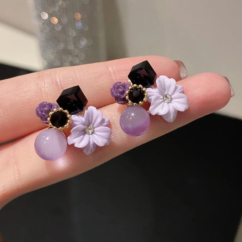 Statement-Ohrring-Kollektion mit Frühlingsblumenmotiv