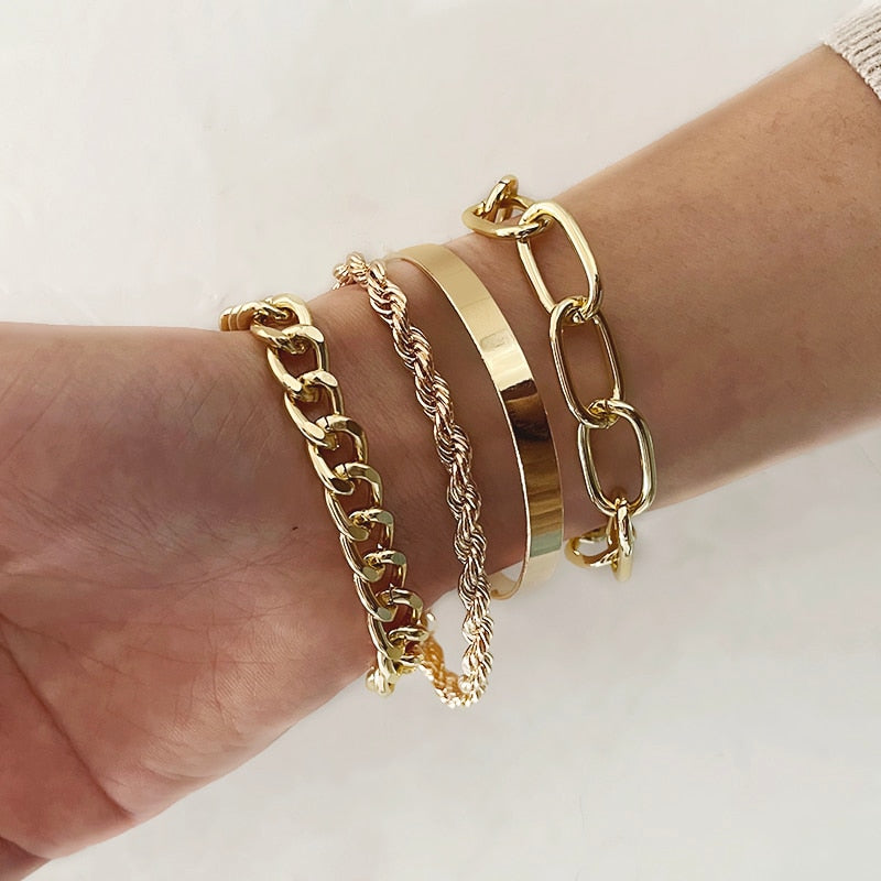 Mehrlagige, dick vergoldete Kettenarmbänder