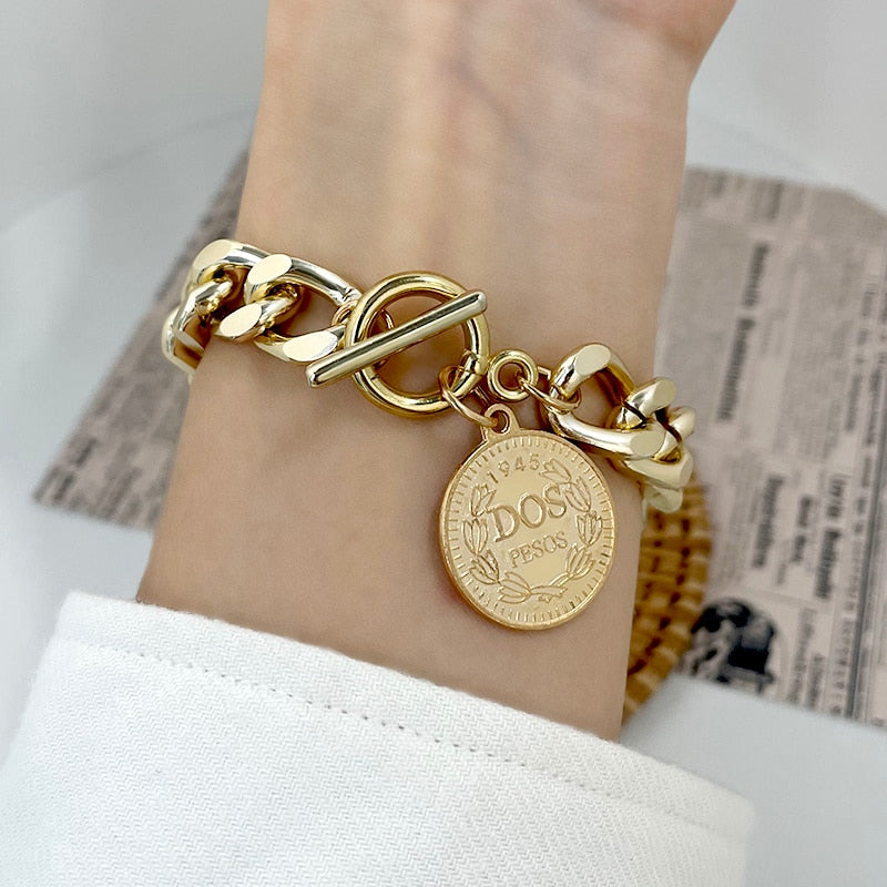 Mehrlagige, dick vergoldete Kettenarmbänder