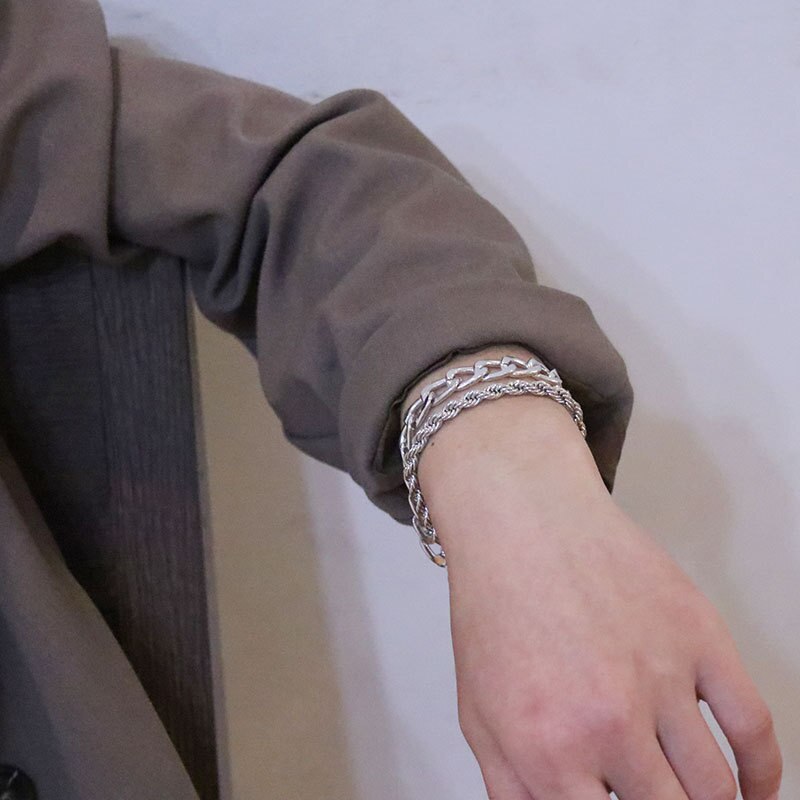 Mehrlagige, dick vergoldete Kettenarmbänder