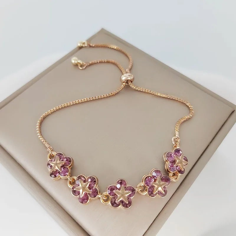 Carmiora - Kristall Gänseblümchen Blumenarmband