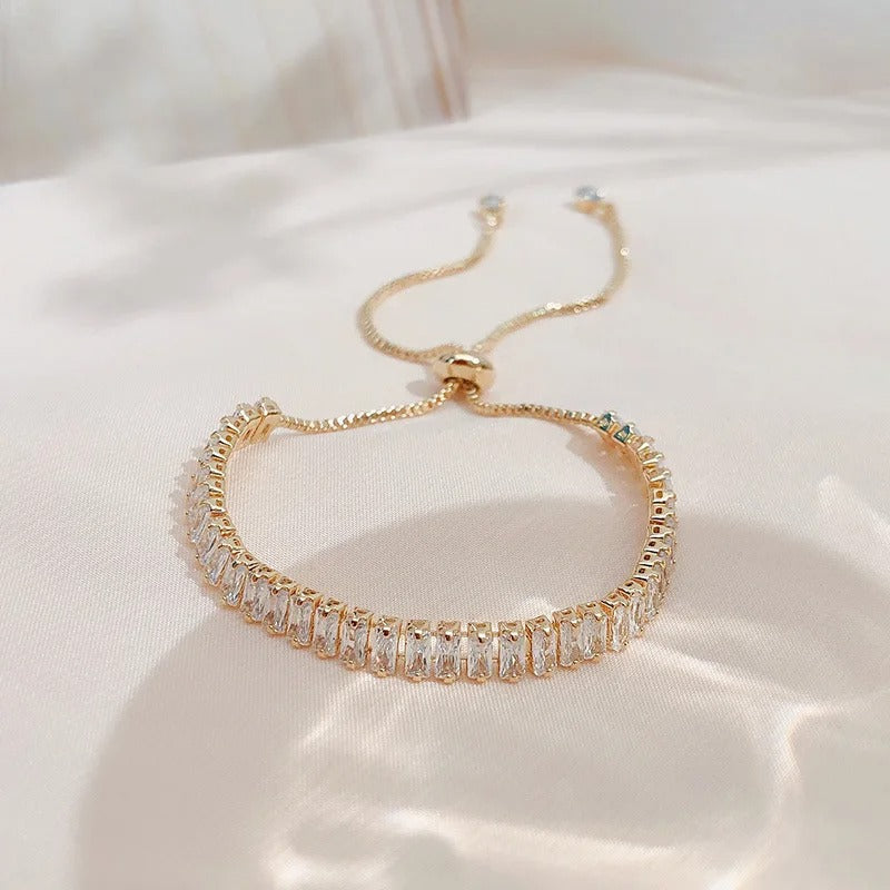 Carmiora - Glitzerndes Strass Glam Armband