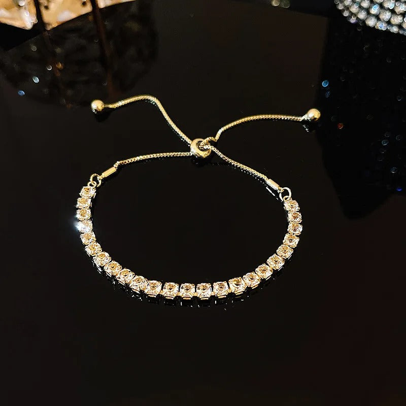 Carmiora - Schimmernde Zirkon-Akzent-Armbänder