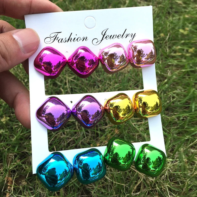 6 Paar Ohrstecker-Set aus Acryl in Metallic-Farben