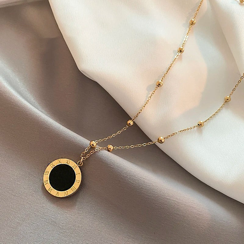 Halsketten mit Anhänger aus Edelstahl mit römischen Ziffern