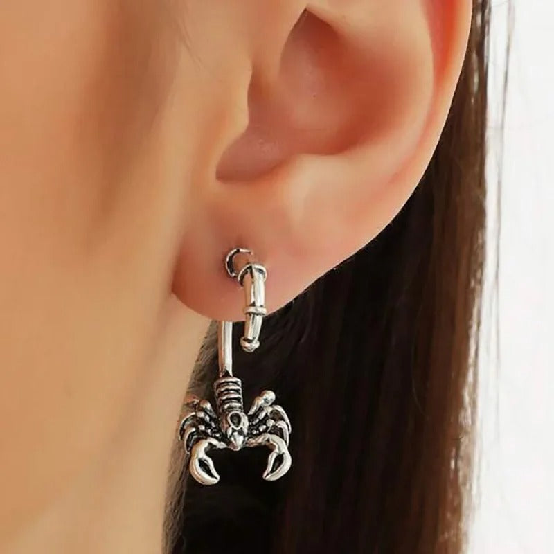 Carmiora - Zeitlose Gothic-Ohrstecker