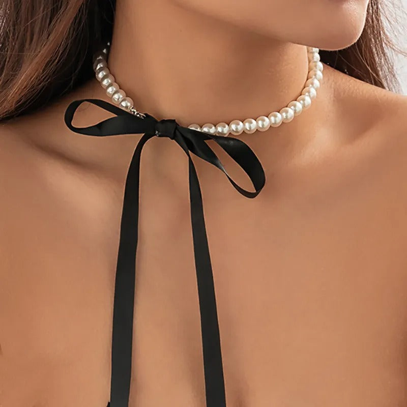 Choker-Halskette mit Perlenkette und Schleife für Damen