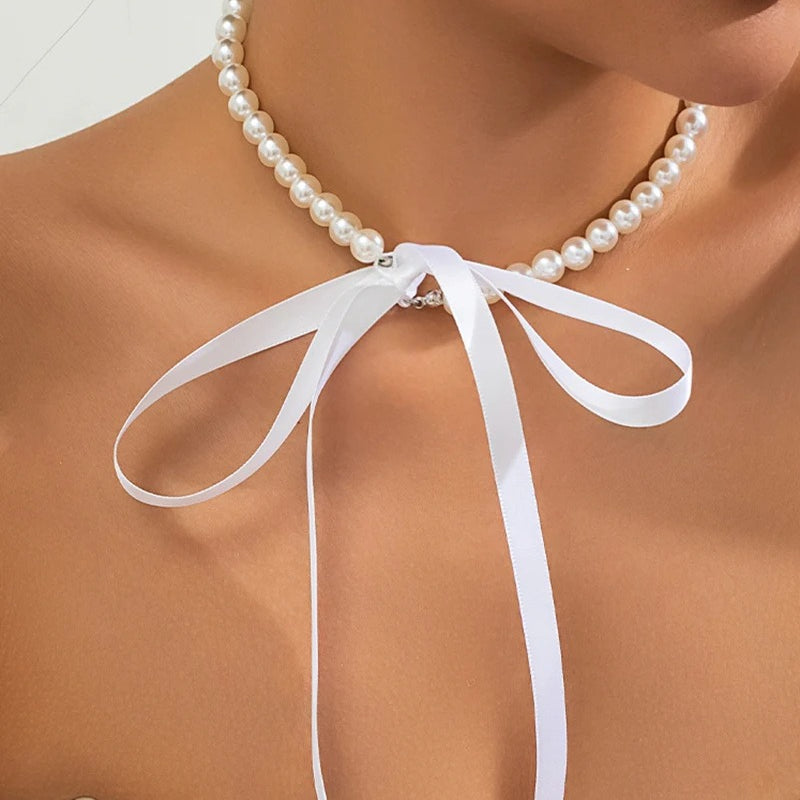Choker-Halskette mit Perlenkette und Schleife für Damen