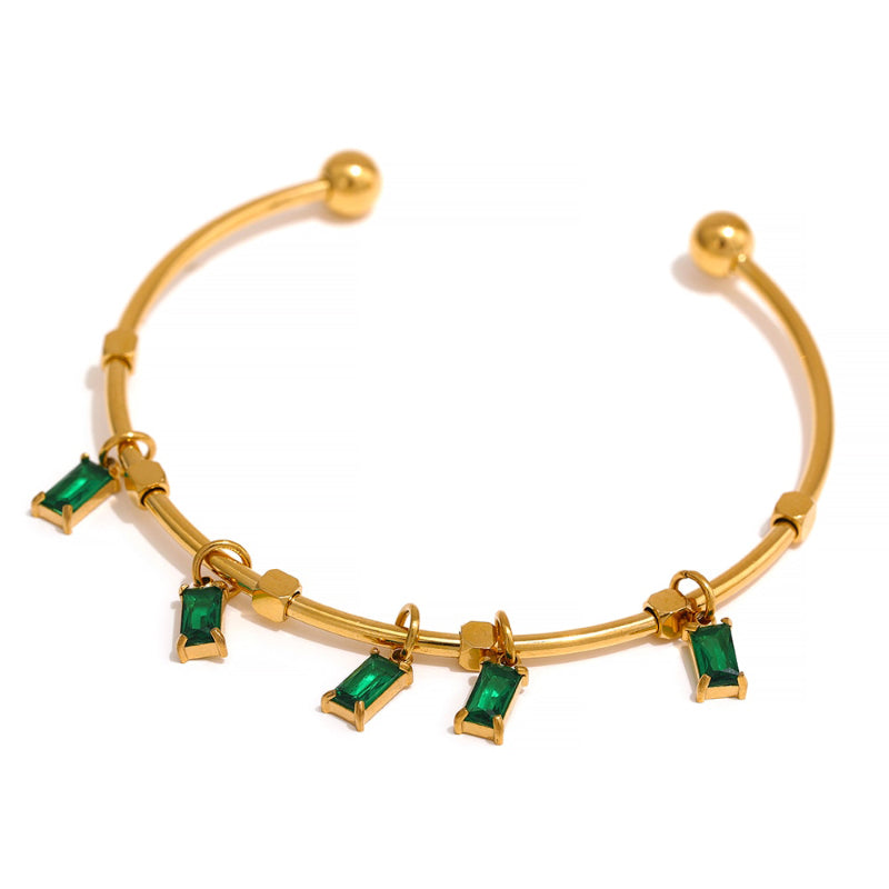 Anspruchsvolles Armreif-Armband mit Anhängern aus Zirkonia