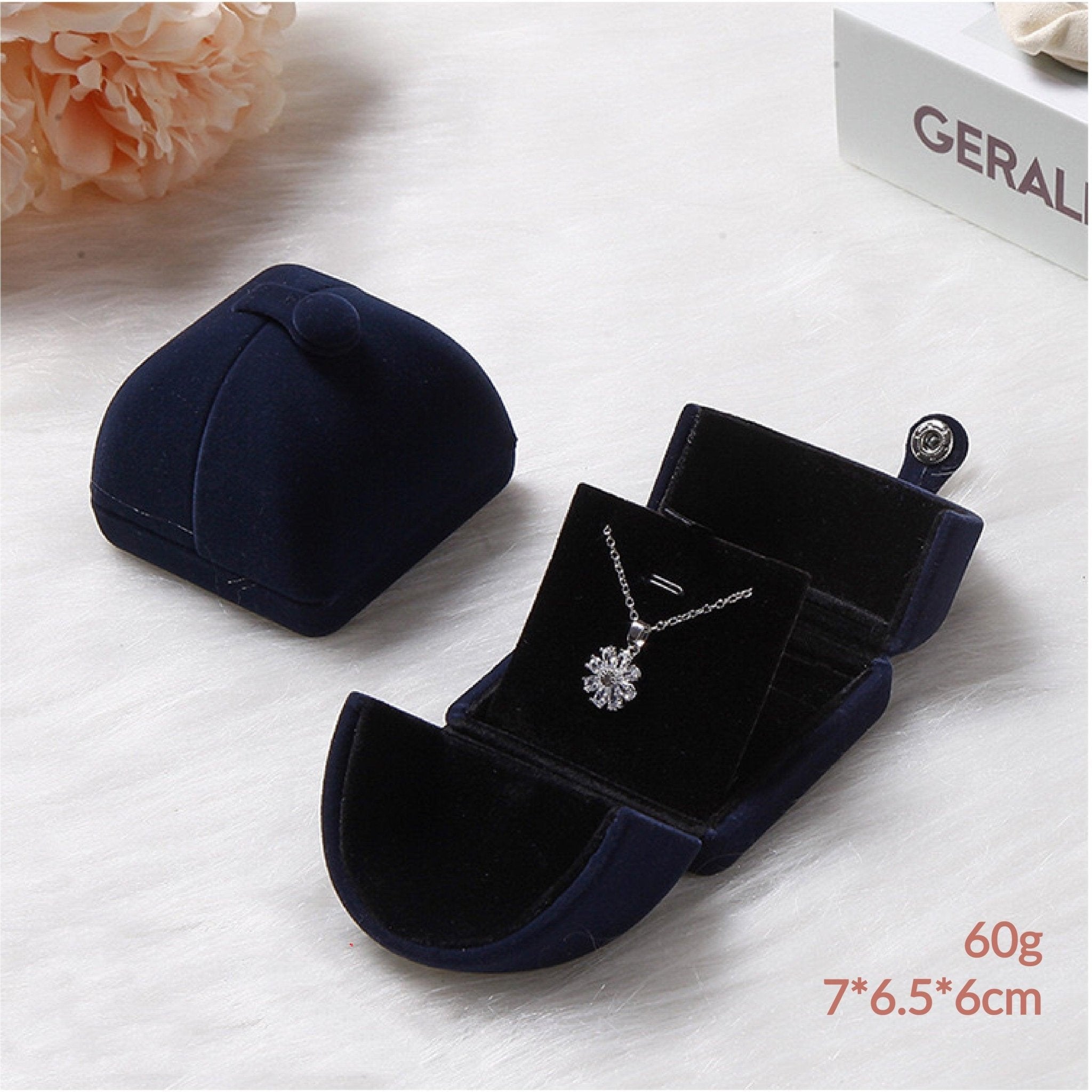 Schmuckschatulle aus Samt