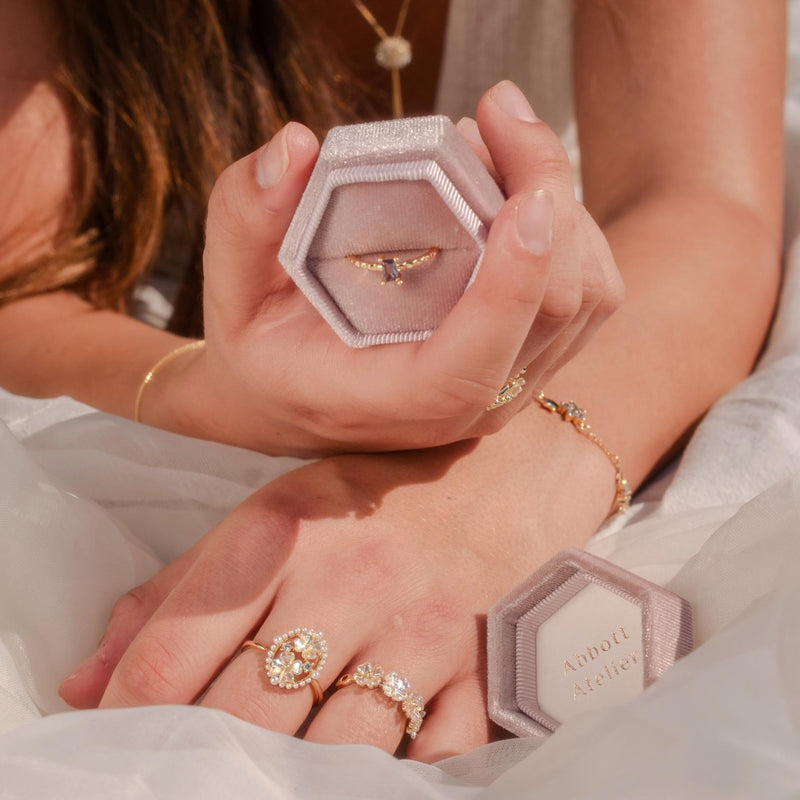 Ringschatulle aus rosa Samt