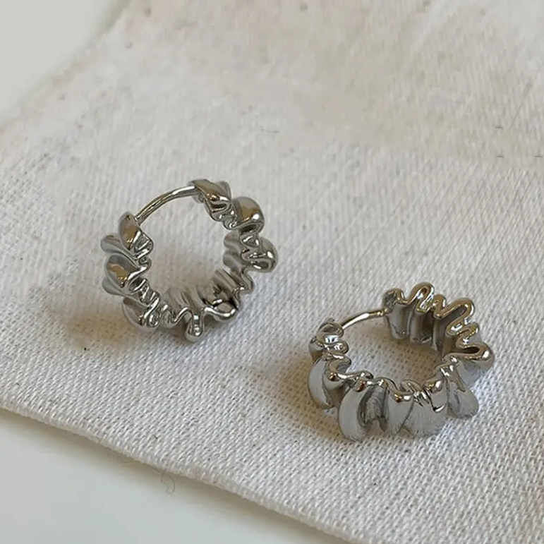 Chavri - Breeze Gewellte Ohrringe