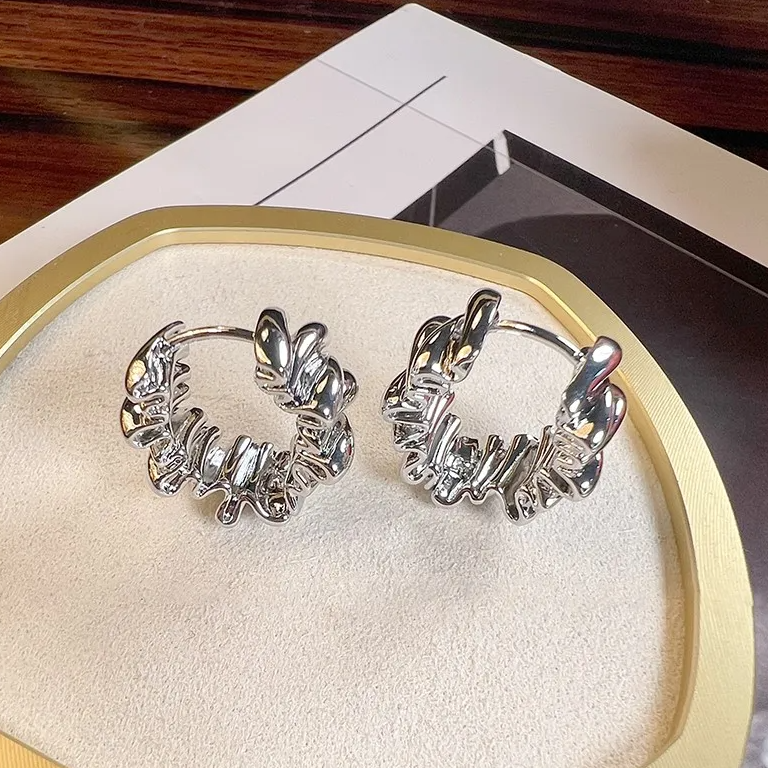 Carmiora - Breeze Gewellte Ohrringe