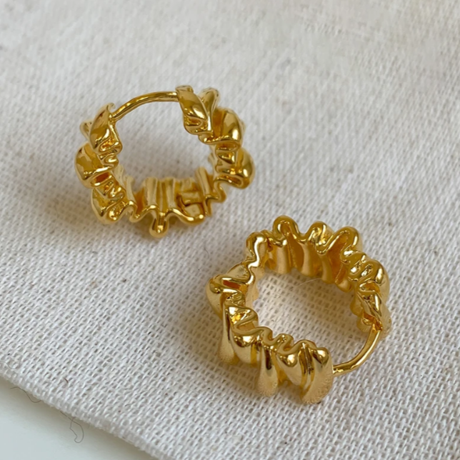 Carmiora - Breeze Gewellte Ohrringe