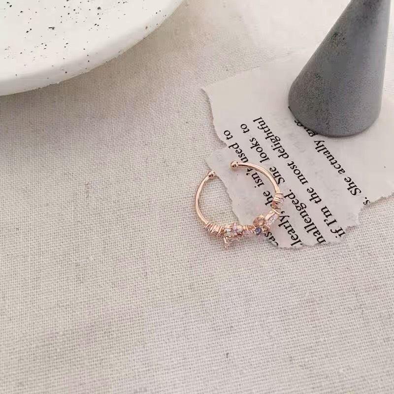 Weißer Blumen-Schmetterlingsring - Vivian