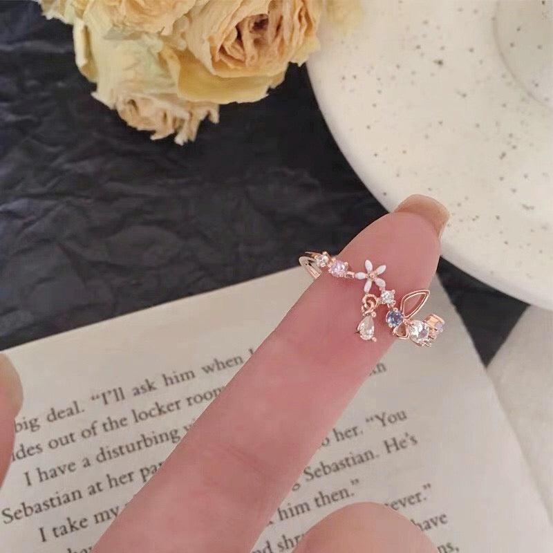 Weißer Blumen-Schmetterlingsring - Vivian