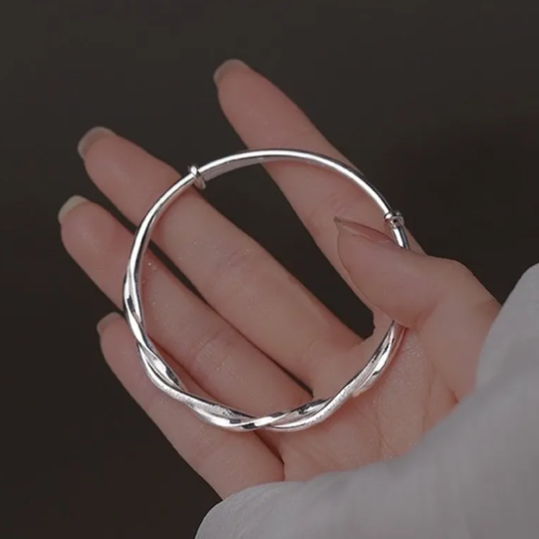 Chavri - Exquisiter gewebter Armreif