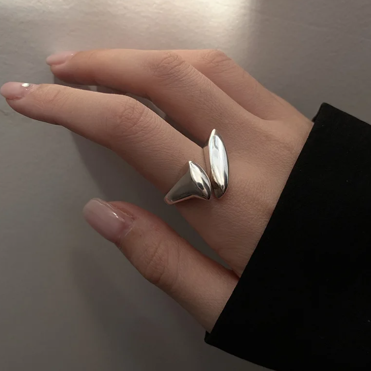 Carmiora - Minimalistischer Wickelring