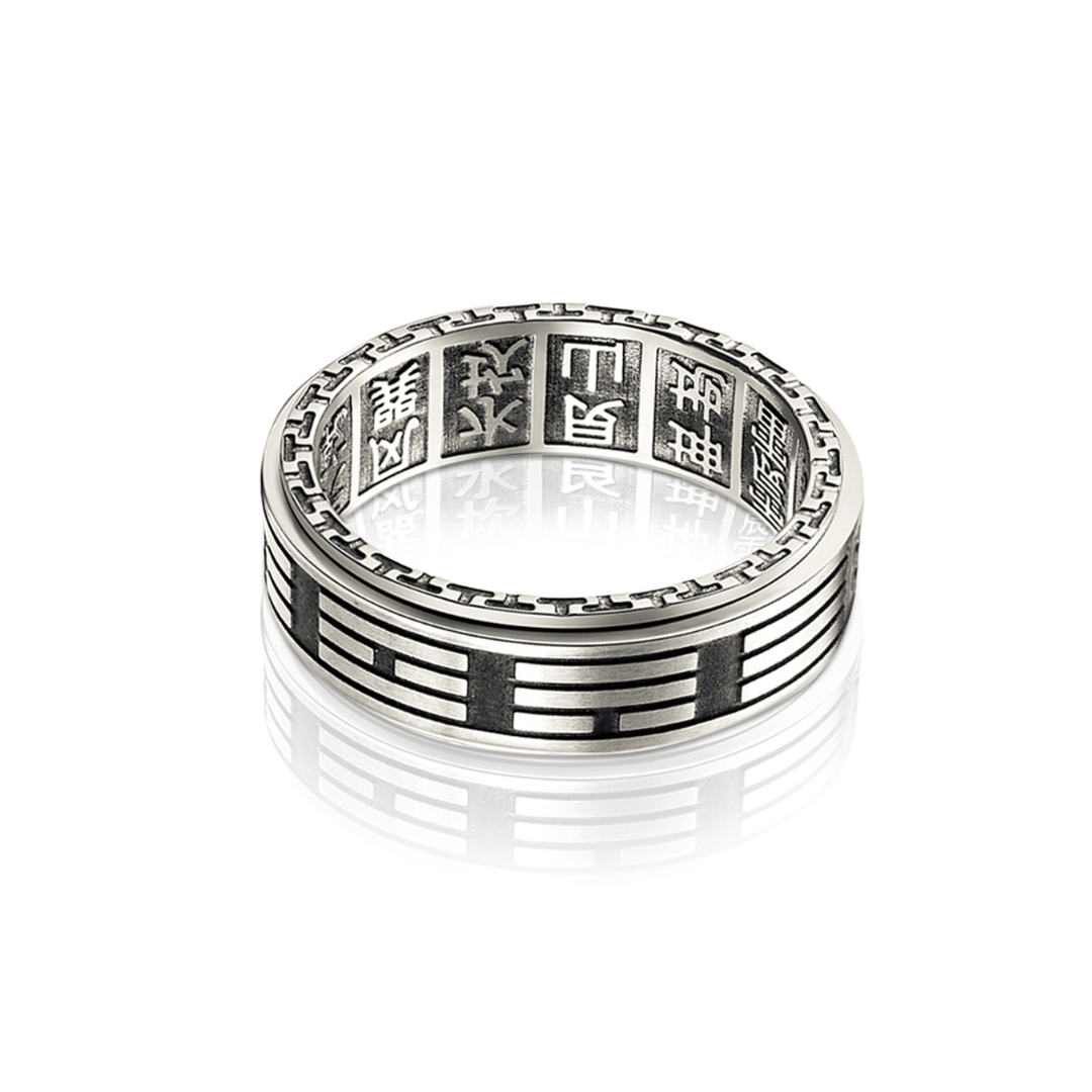 Yin-Yang-Titan-Spinnerring