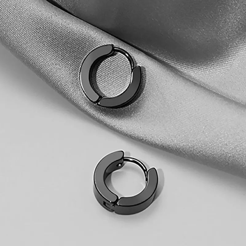 Schwarze Edelstahl Ohrstecker für Männer und Frauen - Punk Stil CZ Runde Ohrringe - Modischer Schmuck